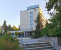 Bild: Gertraud Portner
Noch ist die Asklepios-Klinik in Oberviechtach für die Bürger der Region da. Welche Auswirkungen die Reformen auf das Krankenhaus haben, wurde beim 4. Oberviechtacher Gesundheitsdialog diskutiert.