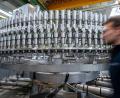 Bild: Armin Weigel/dpa
Die bayerische Industrie hat es im internationalen Wettbewerb schwer. (Archivbild)