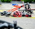 Bild: Hauke-Christian Dittrich/dpa
Der Radfahrer stürzte und erlitt schwere Verletzungen am Kopf und Becken. (Symbolbild)