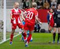 Bild: Ulrich Gamel/dpa
Bayern-Ass Pernille Harder (l.): wieder Jubel gegen Wolfsburg? (Archivbild)