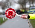 Bild: Daniel Bockwoldt/dpa
Bei einer Verkehrskontrolle fiel auf, dass der Paketfahrer ein Fahrverbot hatte. (Symbolbild)