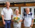 Bild: mab
Zur Eisernen Hochzeit von Anna und Hans Gerber gratulierte auch Zweiter Bürgermeister Karlheinz Dausch (links) in Vertretung des im Urlaub befindlichen Marktoberhauptes.