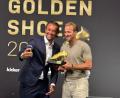 Bild: Christoph Lother/dpa
Hatten Spaß bei der Verleihung des Goldenen Schuh: Preisträger Harry Kane (rechts) und Laudator Luca Toni.