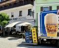Bild: upl
Bierlieferung kurz vor Mittag: In Königstein sind die Gasthäuser gut bestückt.