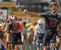 Bild: Thibault Camus/AP/dpa
Der französische Ex-Weltmeister Julian Alaphilippe beendet laut Medienberichten seine Karriere. (Archivbild)