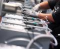 Bild: Ralf Hirschberger/dpa-Zentralbild/dpa
In der Elektrobranche laufen die Geschäfte mit dem Ausland rund. (Archivbild)