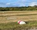 Bild: ihl
Nördlich der Start und Landebahn (im Vordergrund) des Flugplatzes Charlottenhof soll ein Sonderlandeplatz für Hubschrauber mit Hangar und Tankstelle entstehen. Dafür muss auch Wald gerodet werden. Investor ist eine Privatfirma.