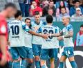 Bild: Uwe Anspach/dpa
Nach etwas Geduld gewinnt Bayer Leverkusen schlussendlich deutlich bei Wehen Wiesbaden.
