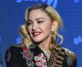 Bild: Evan Agostini/AP/dpa
Nicht alle sind begeistert von Madonnas Besuch in Griechenland. (Archivbild)