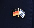 Bild: Bernd Weißbrod/dpa
Das Opfer trug nach Angaben der Ermittler eine Anstecknadel mit der Flagge Israels am Revers. (Symbolbild)