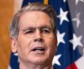 Bild: Allison Robbert/FR172296 AP/AP/dpa
US-Finanzminister Bessent hat Details des US-„Wirtschaftskriegs“ gegen den Iran bekanntgegeben. (Archivfoto)