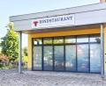 Bild: njn
Noch prangt der Schriftzug "Rindstaurant im Stadtpark" an der Stadthalle - wohl aber nicht mehr lange: Die Stadt hat der Pachtvertrag mit der Pächterin gekündigt.