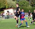 Bild: Rudi Gebert
Der FC Tirschenreuth (links Nico Stark beim 1:1 gegen den ASV Wunsiedel) ist seit vier Spielen ungeschlagen. Am Sonntag gastiert der FC bei der SpVgg Weißenstadt.
