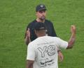 Bild: Soeren Stache/dpa
Neue Saison, altes Duell: Bayern-Trainer Kompany (vorne) und Stuttgarts Coach Hoeneß stehen sich mit ihren Teams zum Start der 64. Bundesliga-Saison gegenüber. (Archivbild)