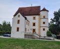 Bild: Josef Popp
In den nächsten Jahren soll an das Rathaus ein Aufzug gebaut werden.