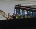 Bild: Sebastian Willnow/dpa
Das Flugzeug mit 23 Ausreisepflichtigen startete in den frühen Morgenstunden in Richtung Kabul. (Archivfoto)