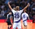 Bild: David Inderlied/dpa
Niklas Wiemann vom VfL Osnabrück jubelt über den 1:0-Sieg beim VfL Bochum. Am Mittwoch geht es im DFB-Pokal gegen Bayern München - in einem Osnabrücker Sondertrikot.