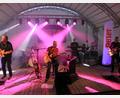 Bild: Konrad Rosner
Ossi Mark bot mit seiner Band ein tolles Konzert auf der Freilichtbühne in Bärnau.