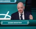 Bild: Darryl Dyck/The Canadian Press/AP/dpa
Der Druck auf Gianni Infantino wächst. (Archivbild)