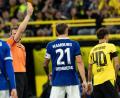 Bild: Fabian Strauch/dpa
BVB-Profi Samuele Inácio musste im Spiel gegen den Hamburger SV nur drei Minuten nach seiner Einwechslung wegen eines groben Foulspiels wieder vom Platz.