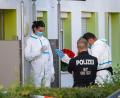 Bild: Peter Kneffel/dpa
In dem Haus wurden die Leichen der Frau und ihres Sohnes gefunden.