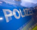Bild: Marijan Murat/dpa
Bei einem Autohändler in Laupheim durchsuchte die Polizei den Betrieb und das Wohnhaus. (Symbolbild)