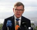 Bild: Michael Brandt/dpa
Außenminister Johann Wadephul (CDU) äußert sich in der algerischen Hauptstadt Algier vor Journalisten.