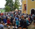 Bild: swo
So voll wird der Platz am Sonntag, 6. September, um 10 Uhr vermutlich wieder gefüllt sein, wenn Bischof Rudolf Voderholzer zum Pontifikalgottesdienst auf den Mausberg kommt.