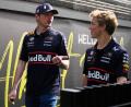 Bild: Asanka Brendon Ratnayake/AP/dpa
Liam Lawson (r) fährt auch in Monza mit Max Verstappen für Red Bull. (Archivbild)