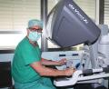 Bild: Kliniken Nordoberpfalz
Prof. Thomas Bschleipfer, Chefarzt für Urologie der Kliniken Nordoberpfalz, ist ein versierter Robotik-Operateur.