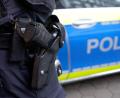 Bild: Marcus Brandt/dpa
Die Polizei nahm im Rahmen der Ermittlungen einen 16-Jährigen fest, der verdächtigt wird, eine 14-Jährige vergewaltigt zu haben. (Symbolbild)