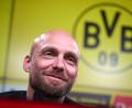 Bild: Bernd Thissen/dpa
Die Arbeit von Ole Book gefällt BVB-Coach Niko Kovac. (Archivbild)