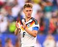 Bild: Tom Weller/dpa
Ein Adidas-Abschiedstrikot gibt es für die Nationalspieler um Joshua Kimmich. (Archivbild)