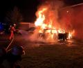 Bild: Feuerwehr Minden/dpa
Die Feuerwehr konnte verhindern, dass das Feuer auf das Wohnhaus übergriff.