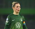 Bild: Swen Pförtner/dpa
Bitteres Aus für Wolfsburg: Kapitänin Svenja Huth. (Archivbild)