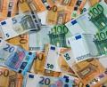 Bild: Jens Büttner/dpa-Zentralbild/dpa
Der Haushaltsentwurf für 2027 sieht Ausgaben von 555,4 Milliarden Euro vor - mit eine Nettokreditaufnahme von 118,7 Milliarden Euro. (Symbolbild)
