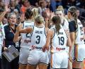 Bild: Andreas Gora/dpa
Jubel bei Deutschlands Basketballerinnen nach dem ersten Sieg.
