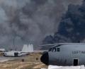 Bild: Uncredited/AP/dpa
Ein gewaltiger Knall und dann dichter, schwarzer Rauch - so beschreiben Anwohner den Vorfall.