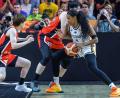 Bild: Andreas Gora/dpa
Nyara Sabally und die deutschen Basketballerinnen sind bei der WM wieder auf Kurs.