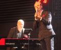Bild: Rudolf Hirsch
„Einen ehrenwerten Abend" mit den unvergesslichen Liedern von Udo Jürgens gestalteten die Interpreten Markus Engelstaedter (Gesang) und Bernd Meyer (Piano) am Samstag in der Schwandorfer Oberpfalzhalle.