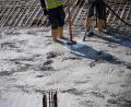 Symbolbild: Christian Charisius/dpa
Ein Unbekannter hinterließ auf einer Baustelle in Hersbruck Fußabdrücke in frischem Beton.