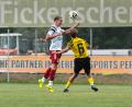 Archivbild: Hannah Dirscherl
Defensiv stabil, vorne gefährlich: Der SC Luhe Wildenau (weiß) peilt gegen den 1. FC Bad Kötzting den nächsten Heimsieg an.