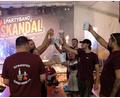 Bild: mab
Der Kirwaausklang mit der Partyband "Skandal" ließ noch einmal die Stimmung hochkochen.