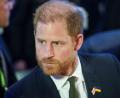 Bild: Evgeniy Maloletka/AP/dpa
Prinz Harry war dem Bericht zufolge überrascht über die Klarstellung zu seinem Status aus dem Palast. (Archivbild)