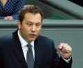Bild: Kay Nietfeld/dpa
Klingbeil brachte seine Haushaltspläne in den Bundestag ein.