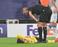 Bild: Bernd Thissen/dpa
Konstantinos Karetsas musste beim Champions-League-Auftakt verletzt ausgewechselt werden.