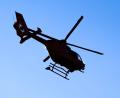 Bild: Julian Stratenschulte/dpa
Rettungshubschrauber retten in besonders dringlichen Notfällen und in ländlichen oder abgelegenen Regionen Leben. (Symbolbild)
