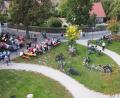 Archivbild: kaz
Nach den Radltouren trafen sich die Teilnehmer des Radlsonntags vergangenes Jahr zu einem gemütlichen Beisammensein beim Gesellenhaus.