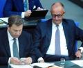 Bild: Kay Nietfeld/dpa
Klingbeil und Merz mussten sich viel Kritik anhören.
