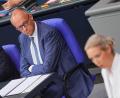 Bild: Michael Kappeler/dpa
Es ist das erste Aufeinandertreffen von Merz und Weidel seit dem Erdrutschsieg der AfD in Sachsen-Anhalt.